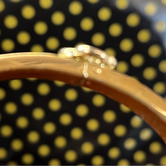 Stella & Dot Lindsay Ivory Enamel Bangle Bracelet - Picture 12 of 12